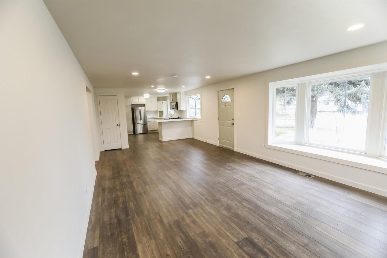 5113 N Mcdonald Rd #1 - Photo 5 of 14