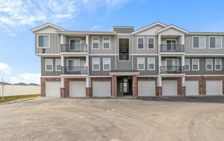 featured image of 1135 Latitude Circle