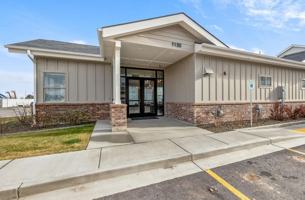 featured image of 1135 Latitude Cir