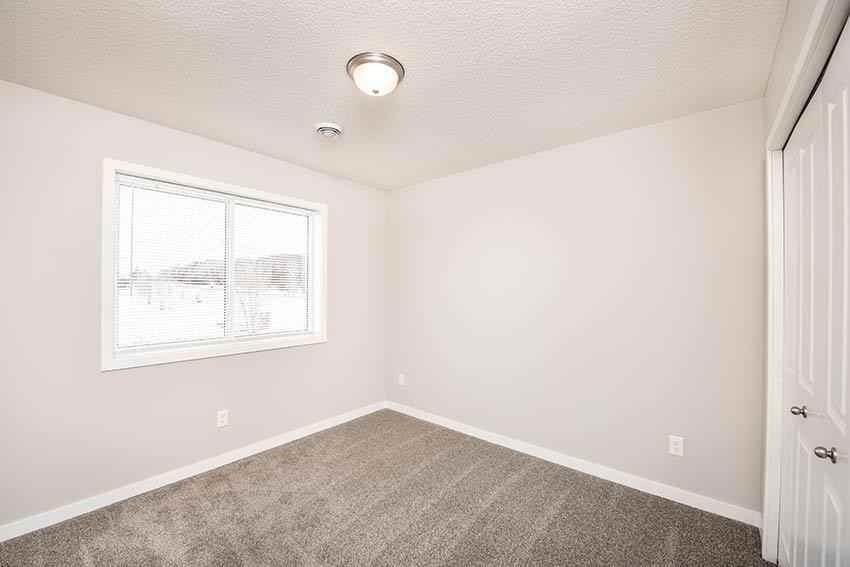 11551 37th Ave Se - Photo 7 of 15