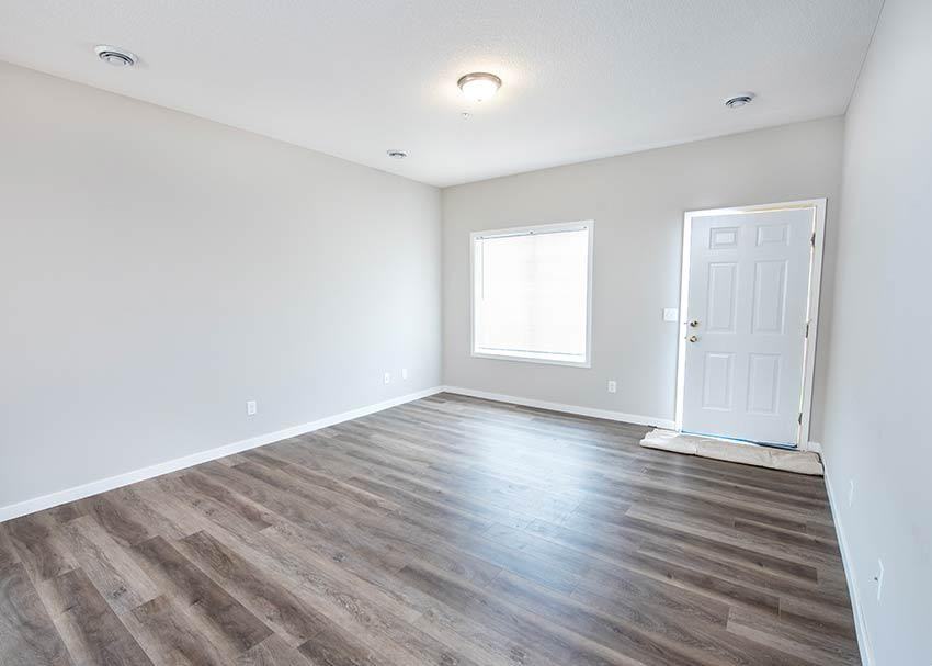 11551 37th Ave Se - Photo 3 of 15