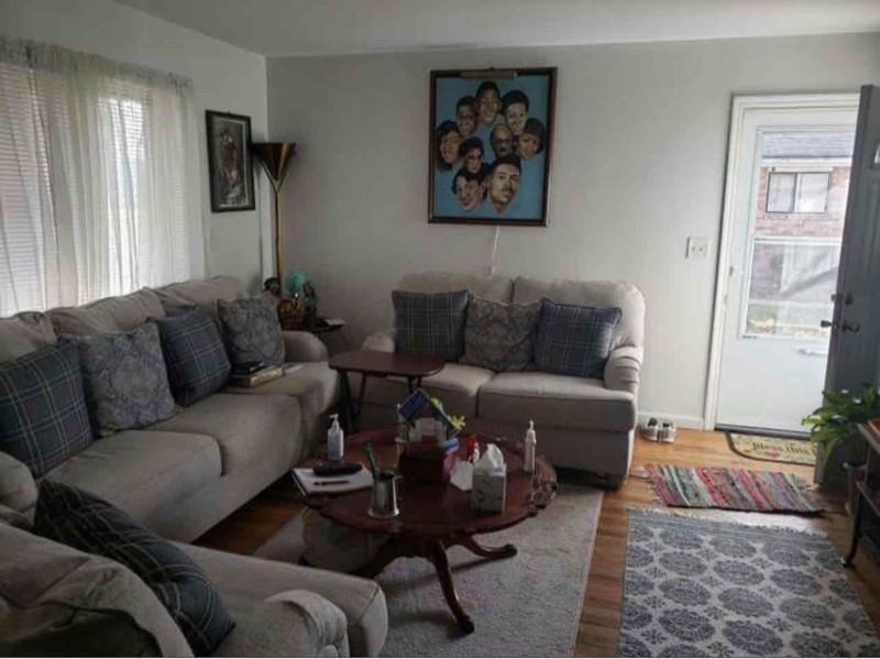 839 Byron Ave - Photo 3 of 11