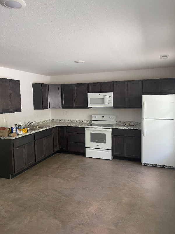 2753 Brody Ln #8 - Photo 5 of 6