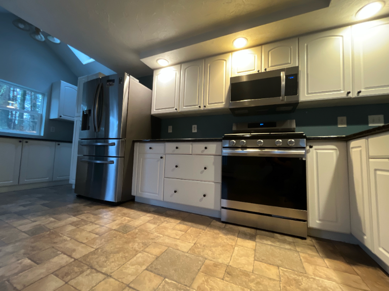 21 Williams St - Photo 3 of 36