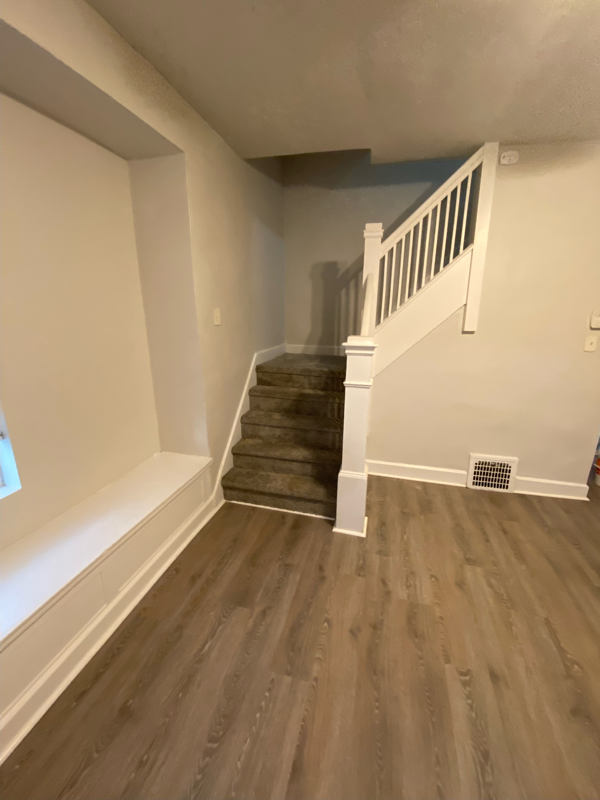 2822 N Park Ave - Photo 4 of 11