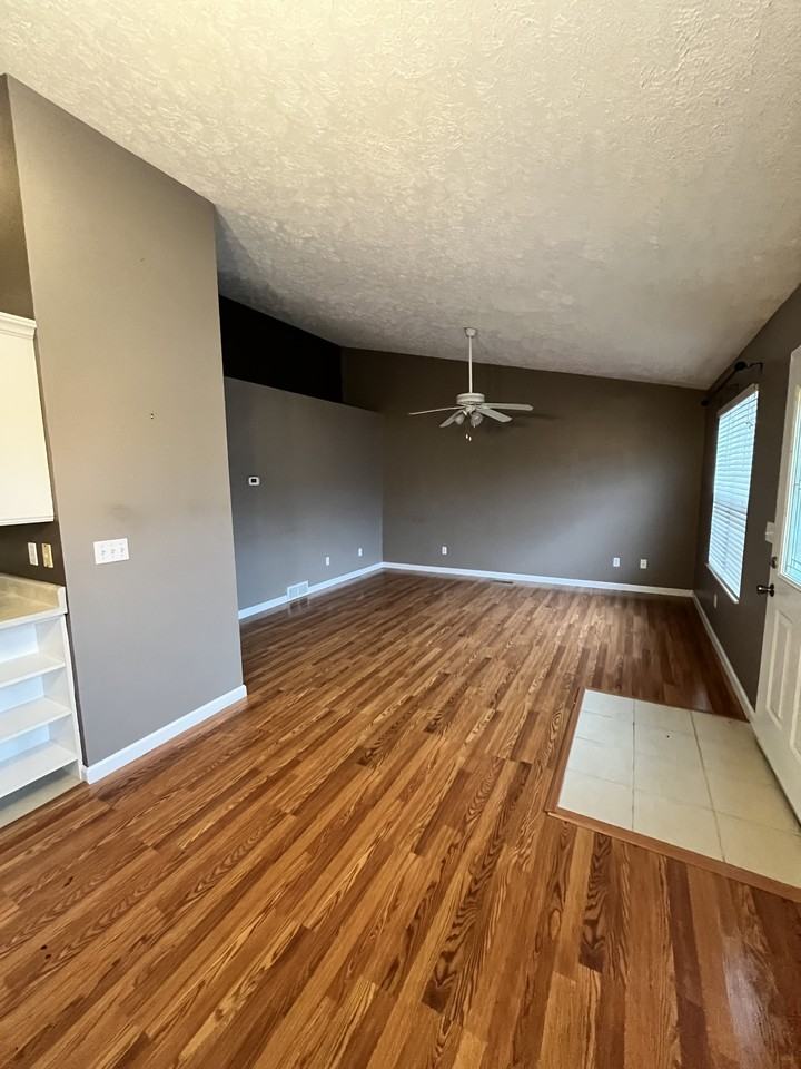 27 1st North St #NA - Photo 3 of 10