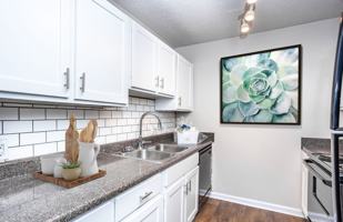 featured image of 3871 Northside Dr