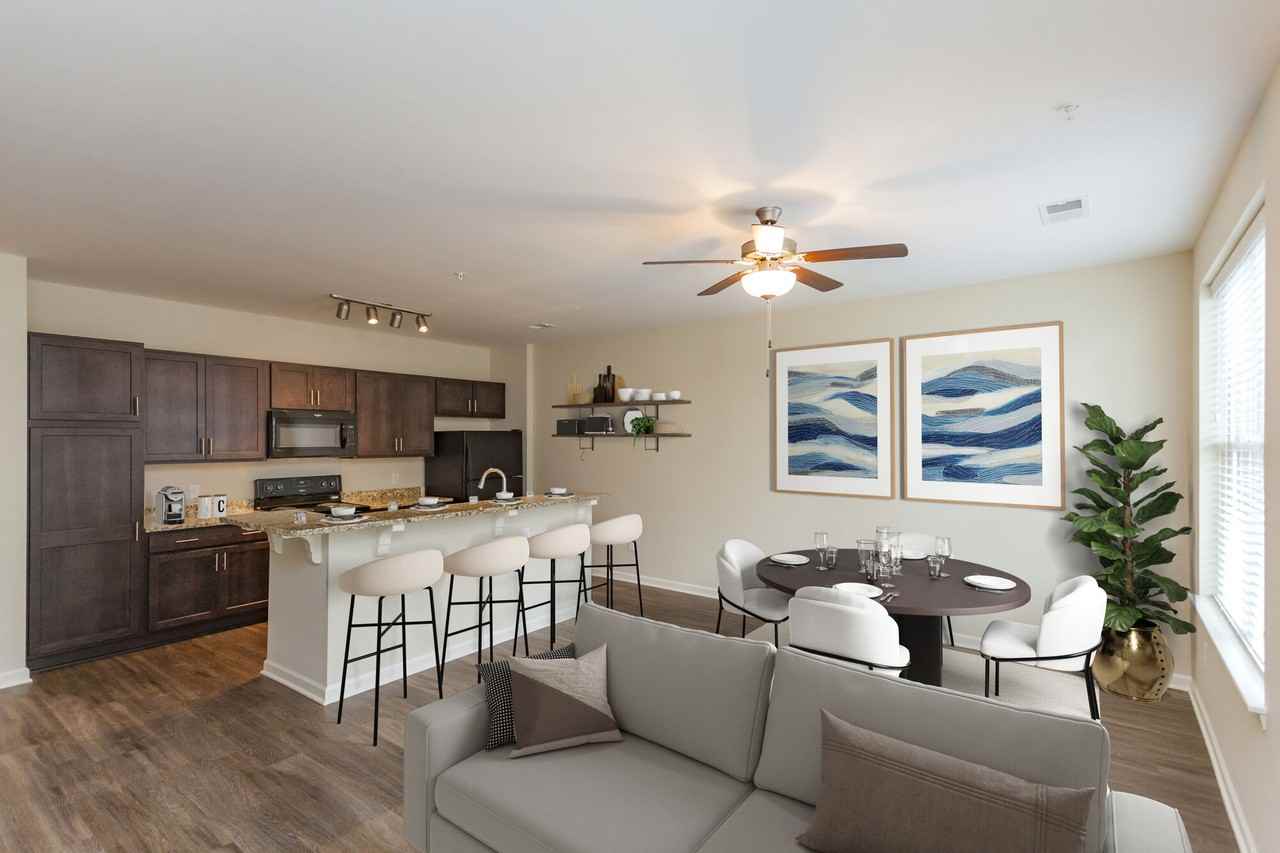 Madison Crest - Photo 3 of 21