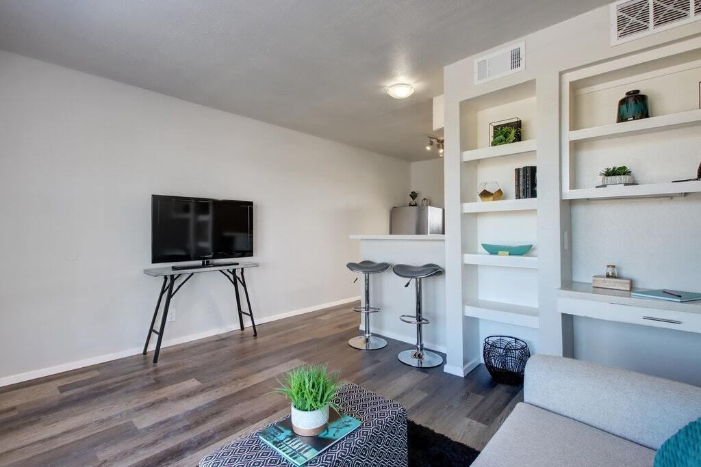 The Kingston - Photo 2 of 50