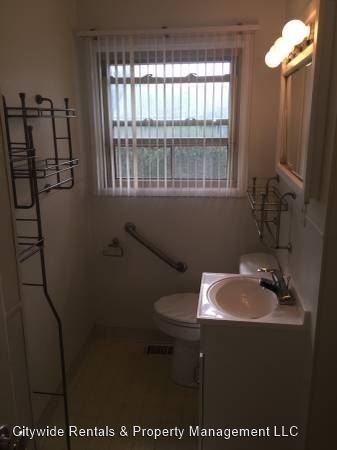 4927 N 49th St - Photo 2 of 10