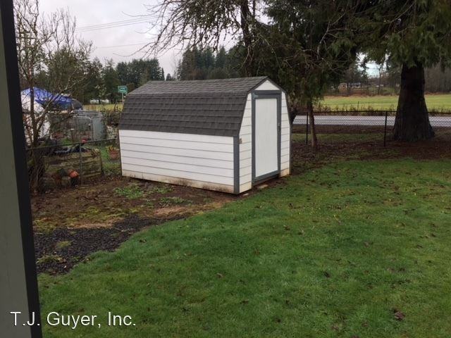 429 Main St - Photo 3 of 13