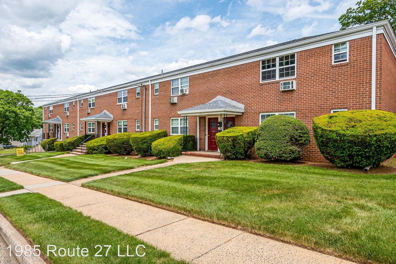 Fox & Foxx POINT II at Edison 11 Peterson Avenue Apartments in Edison