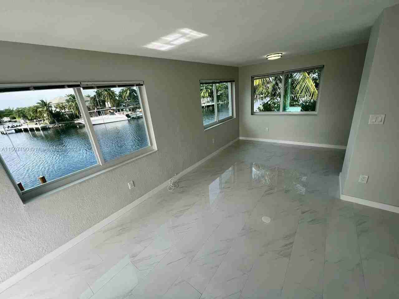 1821 Middle River Dr #18 - Photo 2 of 8