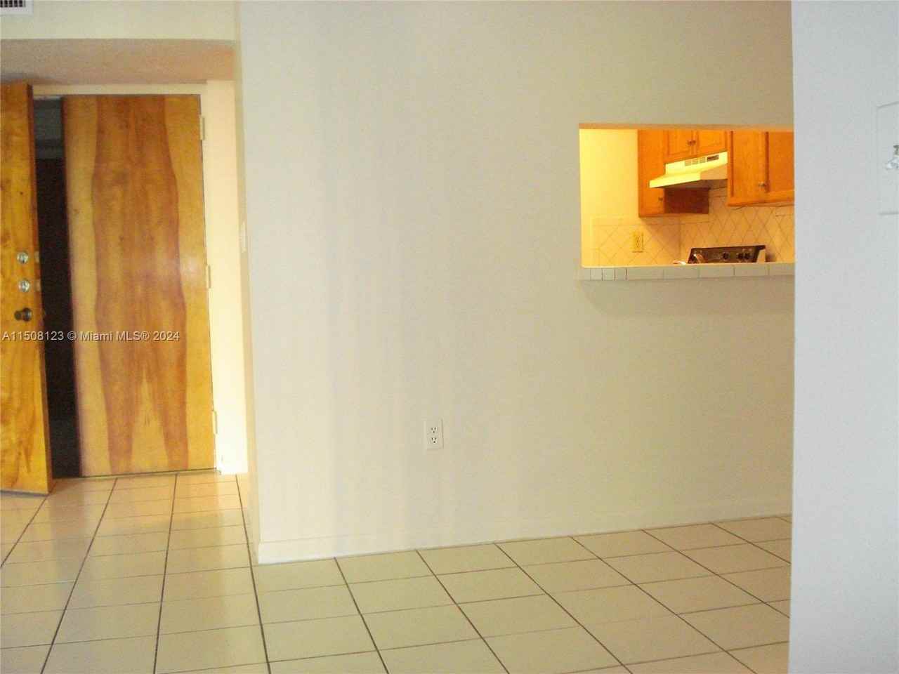 11790 Sw 18th St #124 - Photo 2 of 8