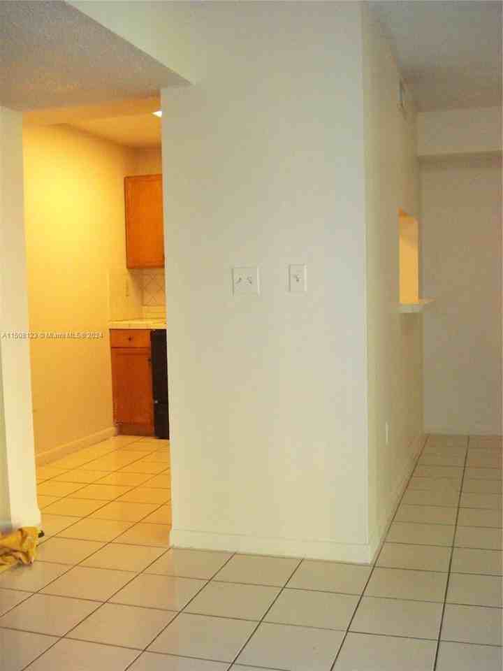 11790 Sw 18th St #124 - Photo 3 of 8