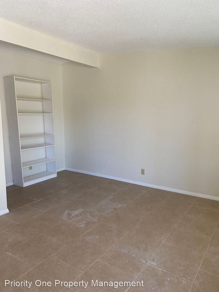 3307 Lorne Rd - Photo 2 of 8