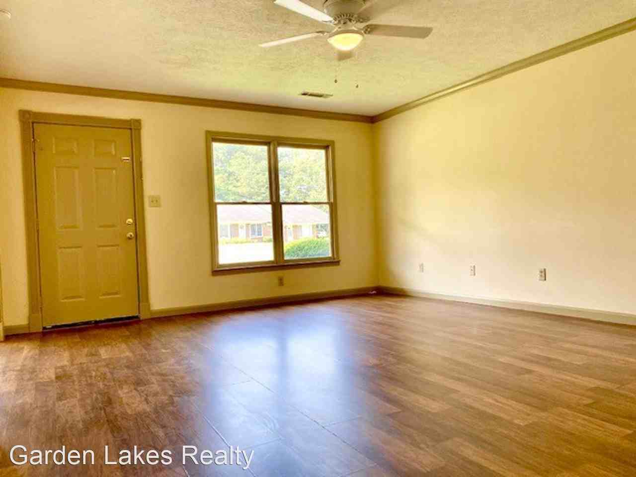 55+ Senior Living Community - Photo 3 of 4