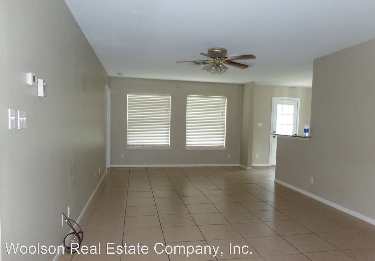 120 Clydesdale Ln - Photo 2 of 13