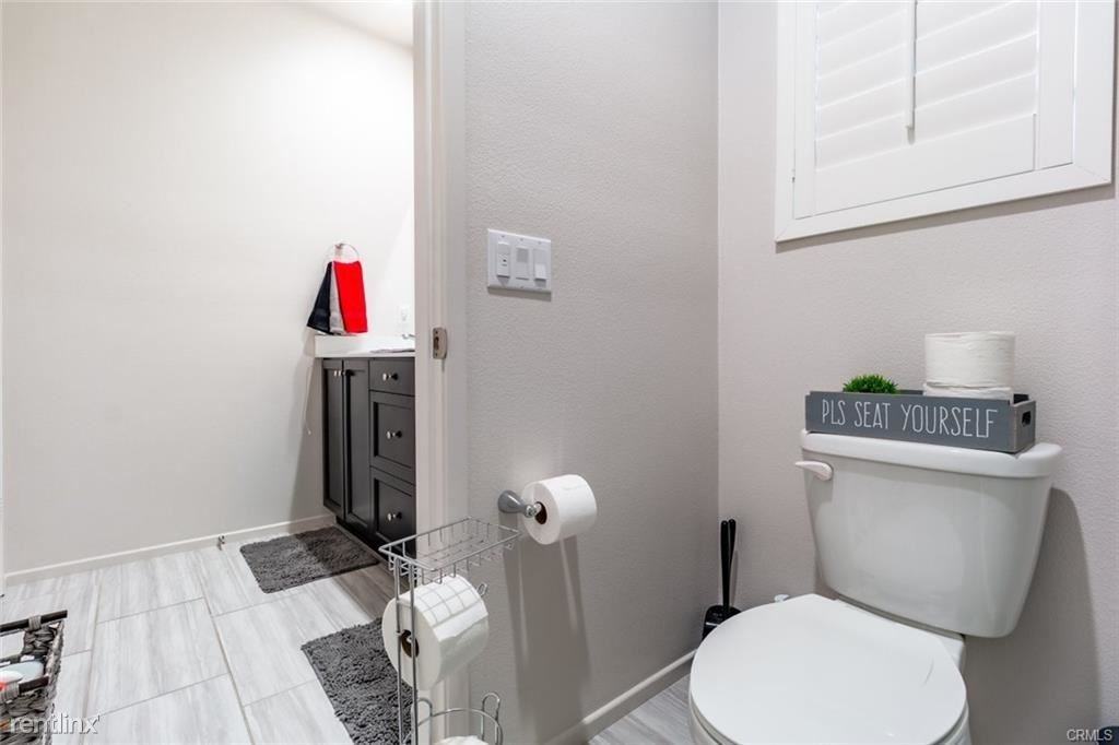 44116 51st St W - Photo 3 of 13