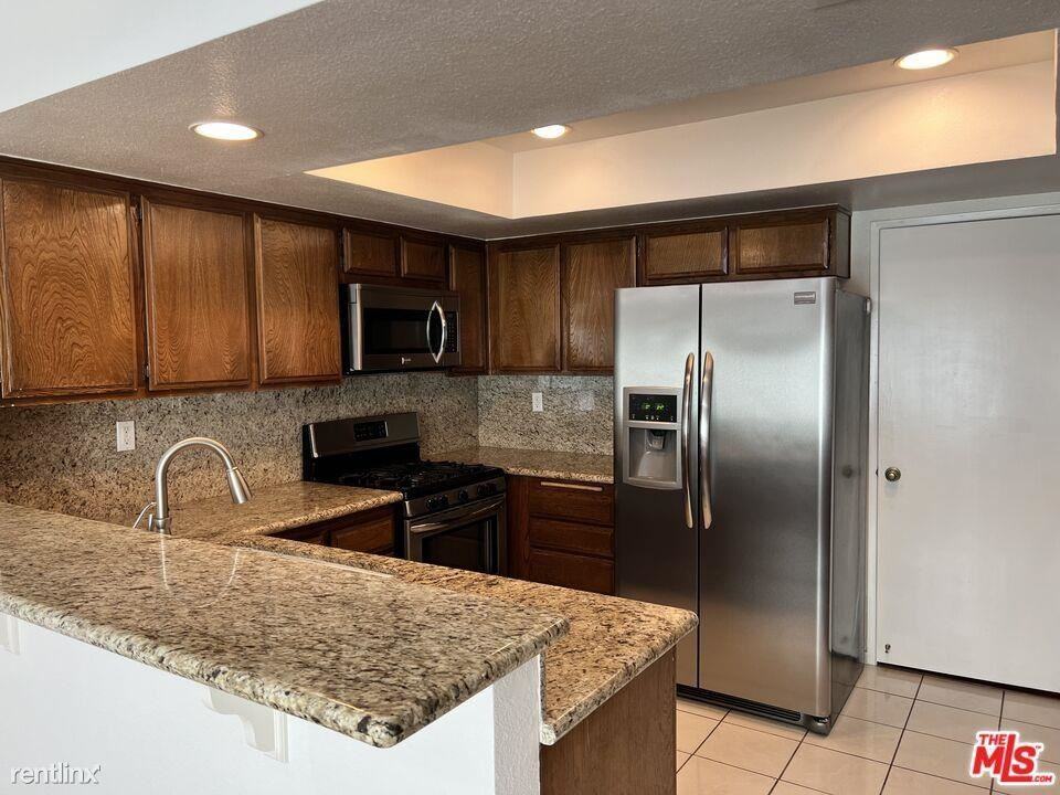 11255 Key West Ave #3 - Photo 3 of 10