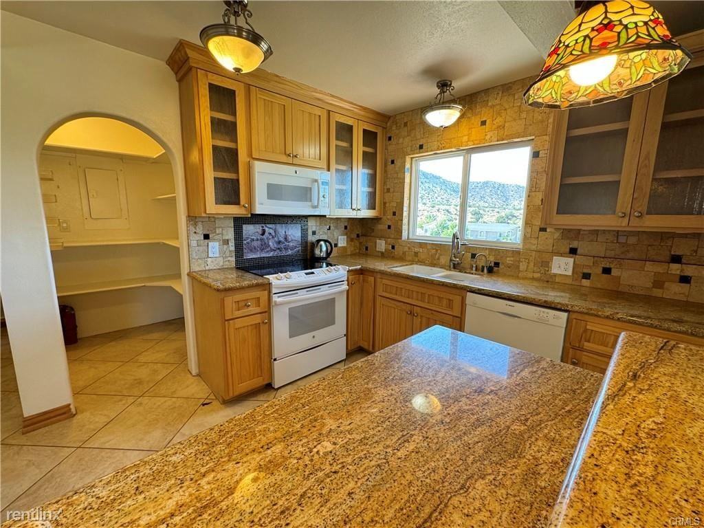 32615 Calle Del Roja - Photo 2 of 10