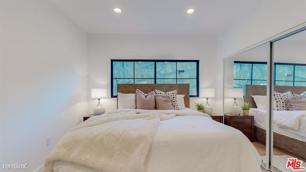 1233 1/2 N Citrus Ave - Photo 3 of 11