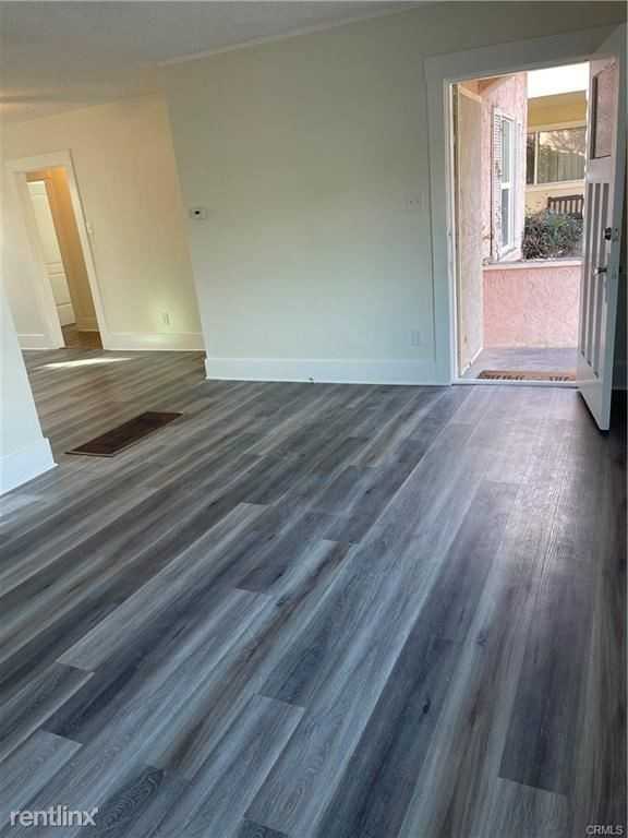 2650 W Carson St - Photo 2 of 23