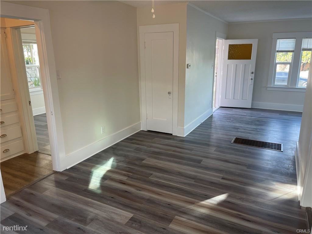 2650 W Carson St - Photo 3 of 23