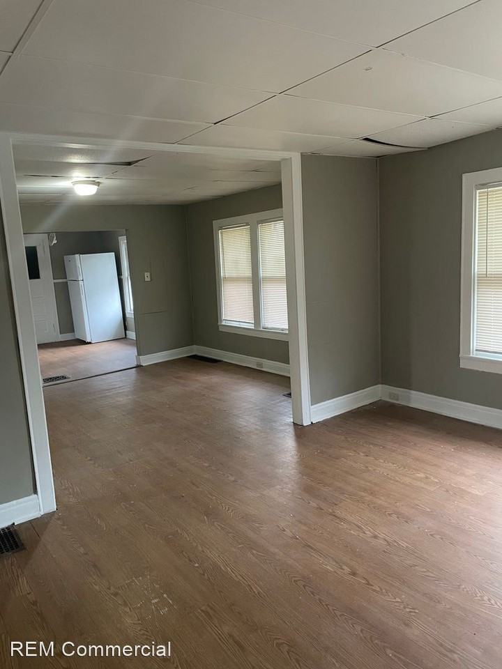 516 Wildwood Ave - Photo 2 of 14