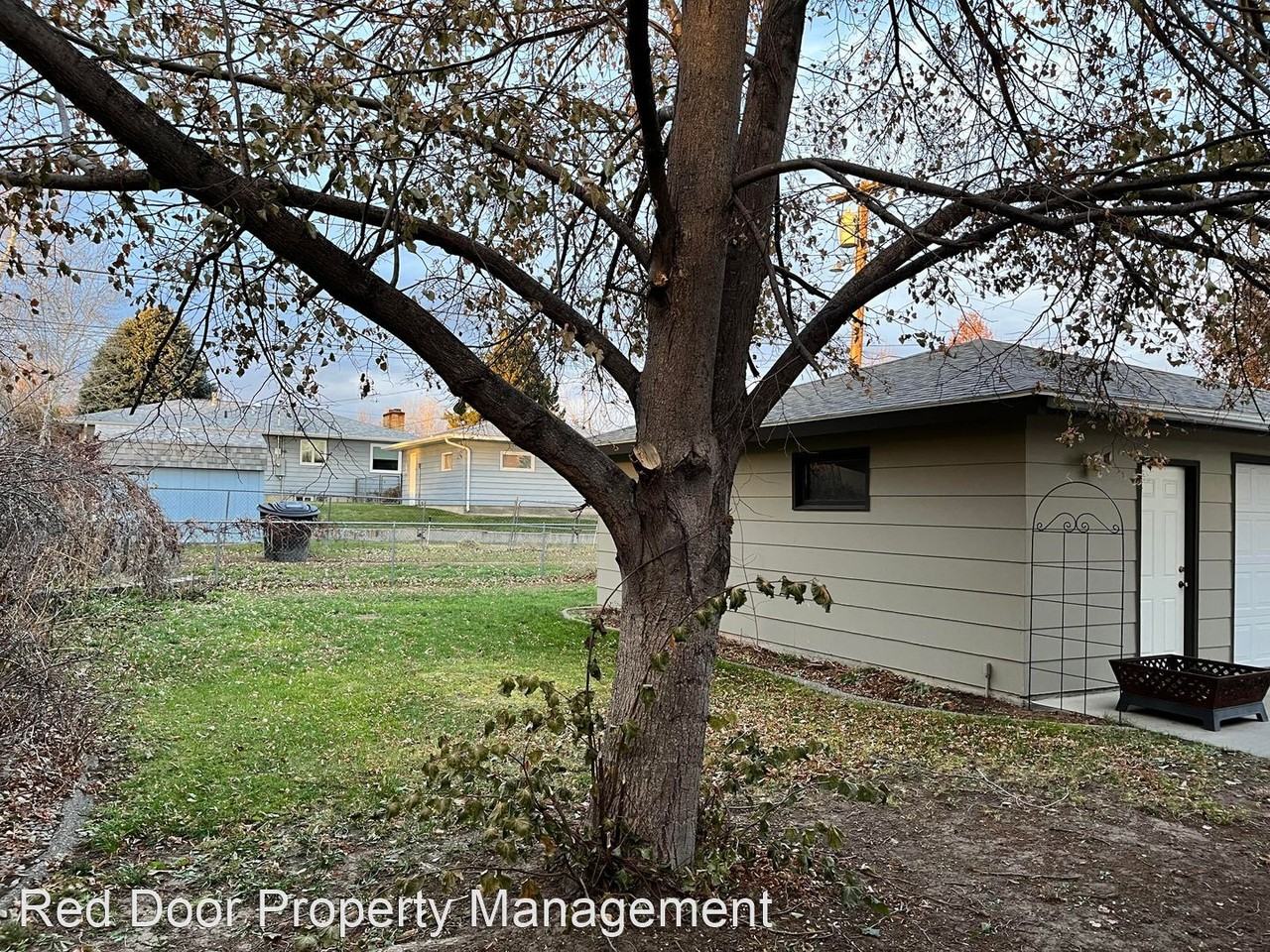 533 26th Ave NE Great Falls, MT 59404 - Photo 3 of 10