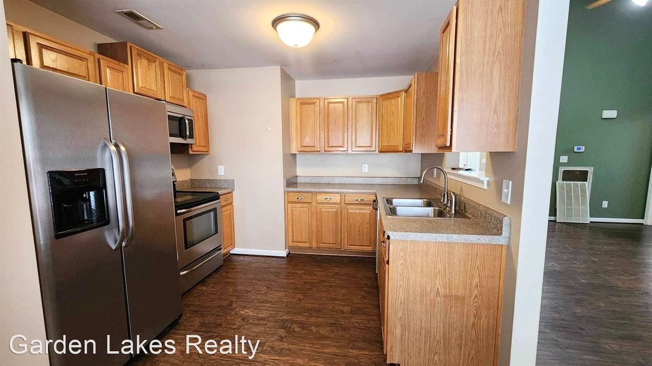7 Nest Dr Nw - Photo 2 of 12