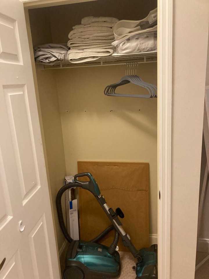 215 W College 405 - Photo 3 of 11
