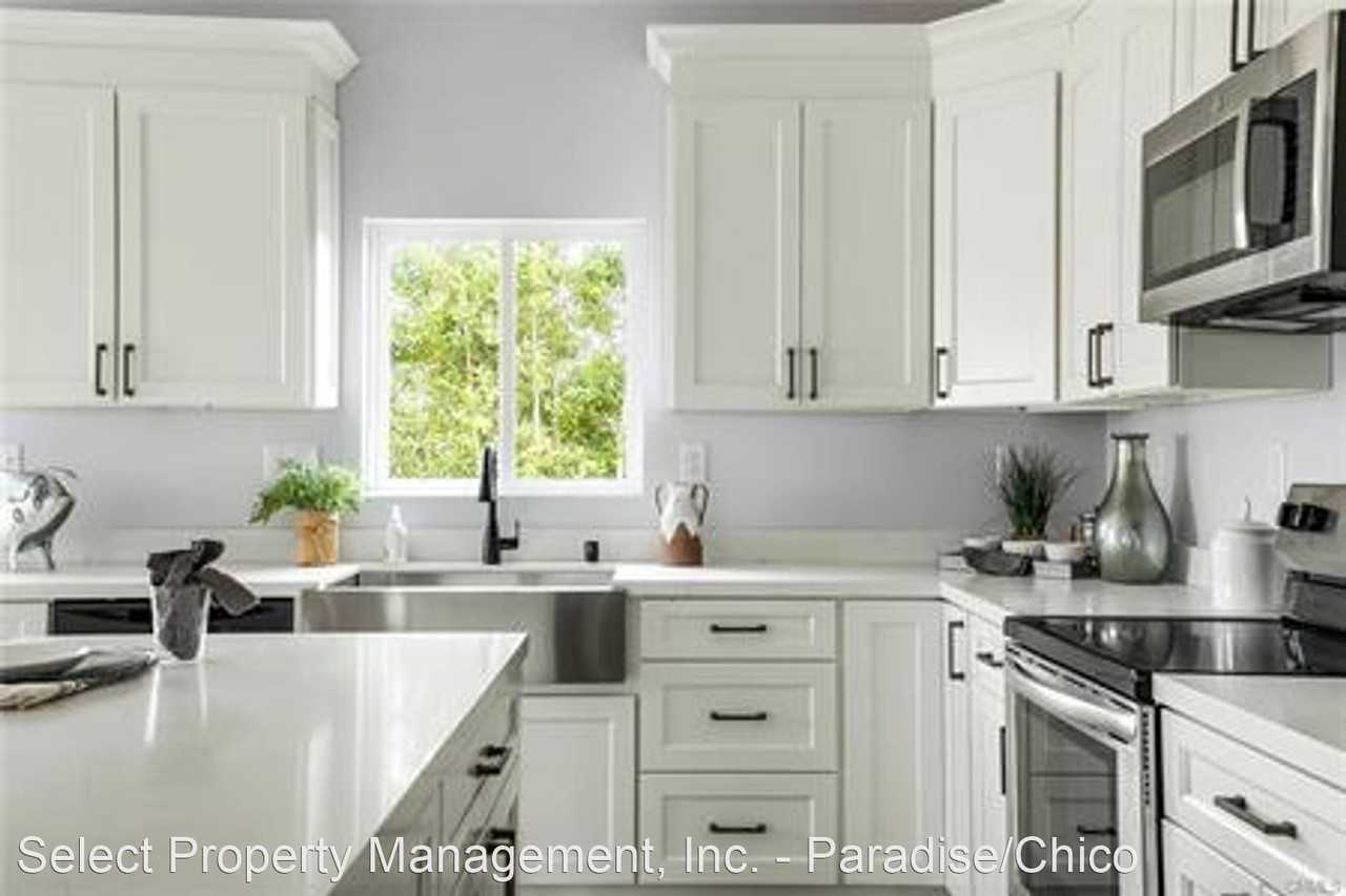 1875 Conifer Dr - Photo 2 of 23