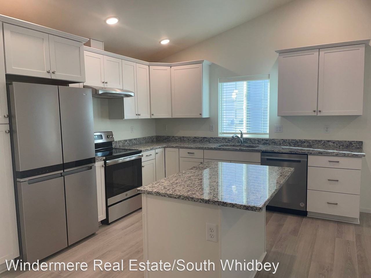 1841 Watkins Rd - Photo 3 of 45