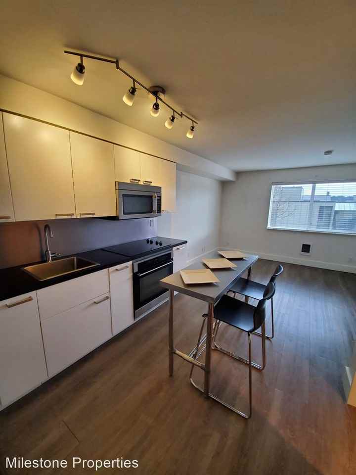 Crosby Apartments - Photo 3 of 12