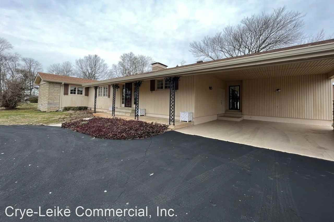 107 Elm St - Photo 2 of 31