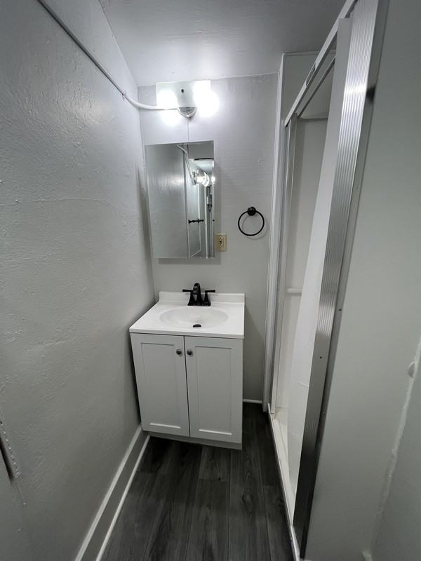 1610 Pebrican Ave - Photo 7 of 10