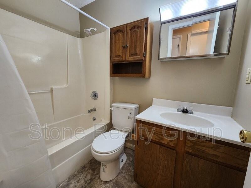 2474 E Clayton Dr - Photo 6 of 8