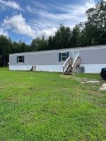 featured image of 124 Shamrock Park Dr