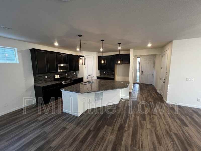 9270 Inca Dove Cir - Photo 7 of 35