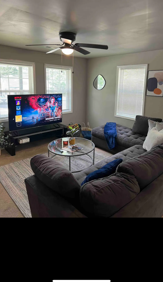 1216 W Horah St - Photo 3 of 12