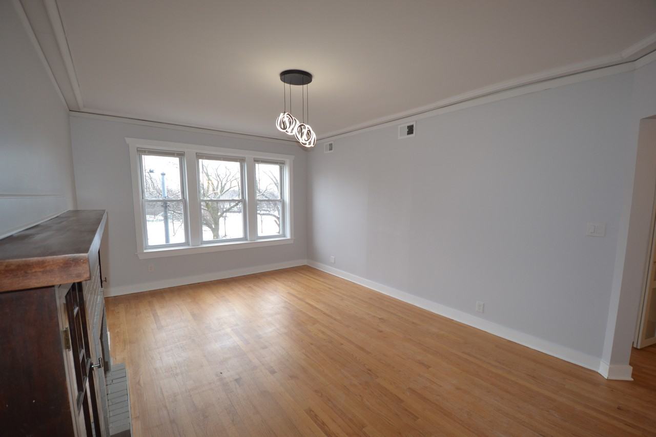 4450 N Western Ave - Photo 2 of 17