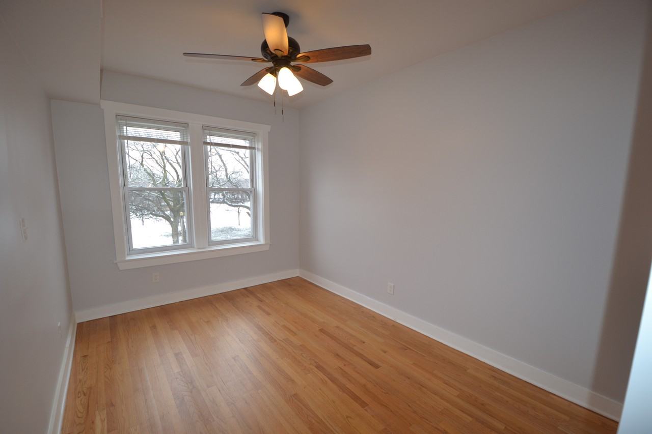 4450 N Western Ave - Photo 3 of 17