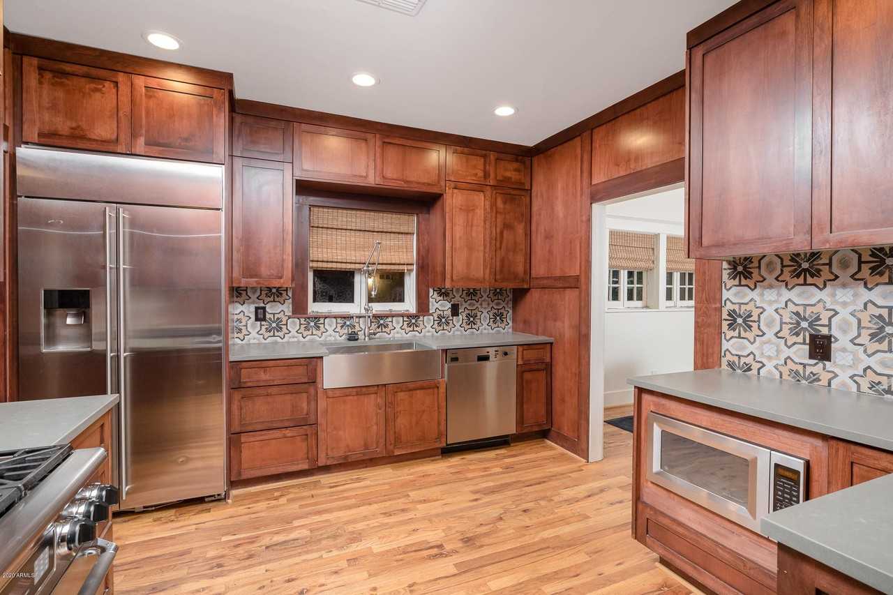 1006 E Mckinley St - Photo 5 of 27