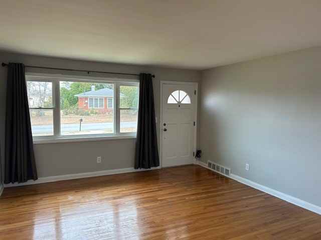 3404 Matilda Ln - Photo 2 of 13