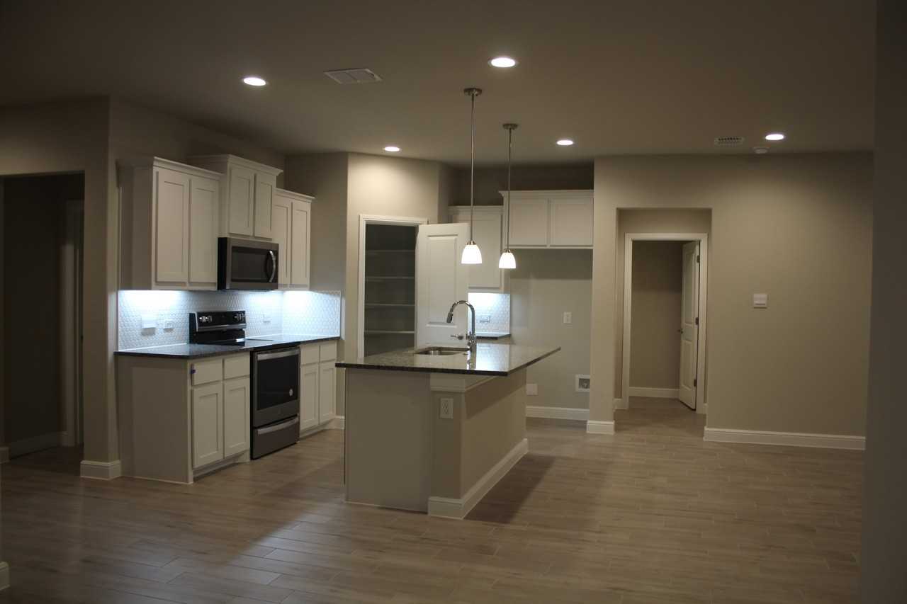 316 Clayton Rd - Photo 2 of 22