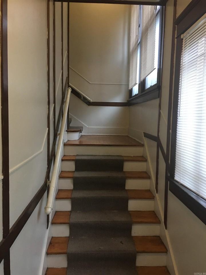 2216 S Izard St - Photo 3 of 15