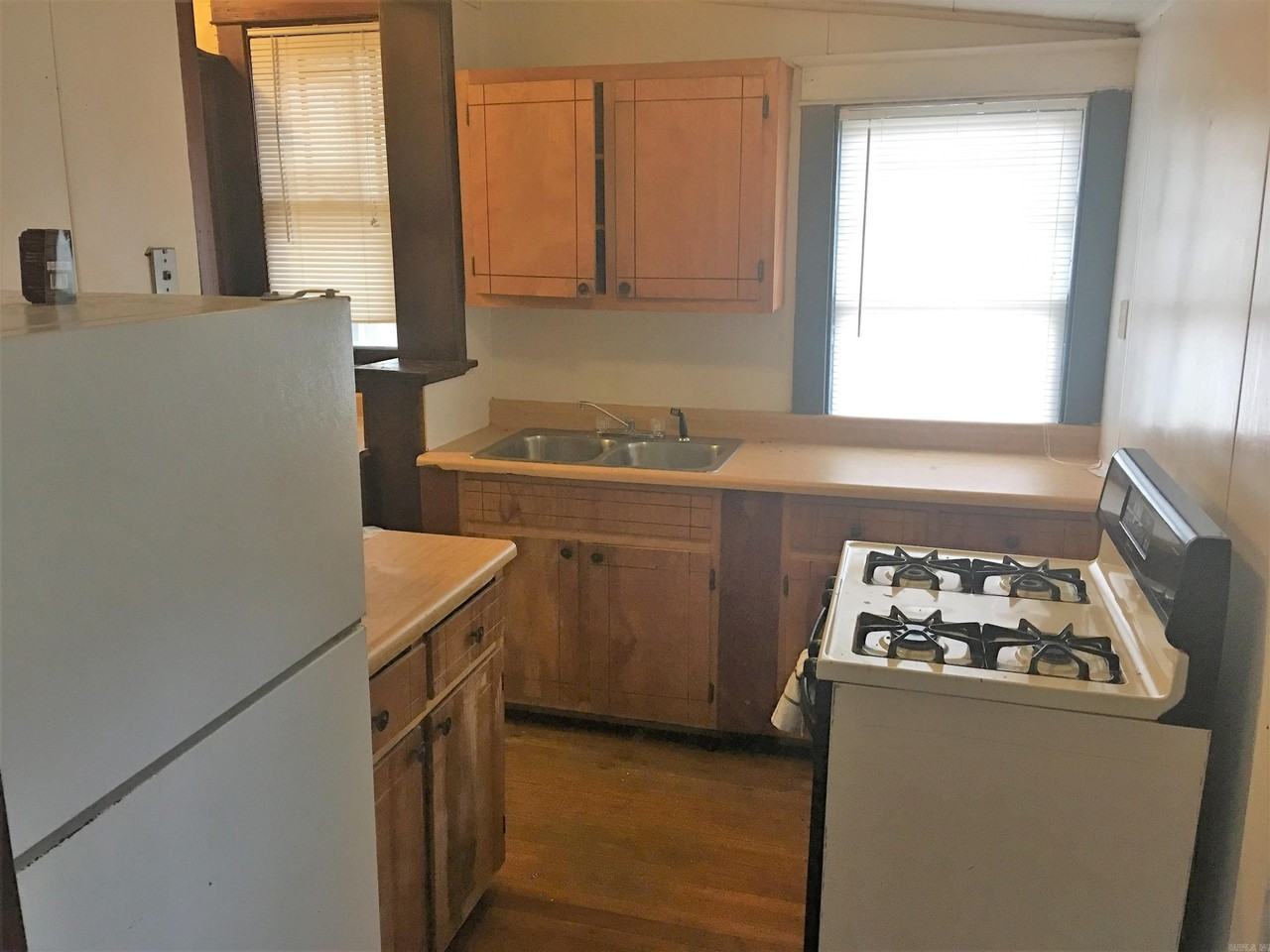 2216 S Izard St - Photo 6 of 15