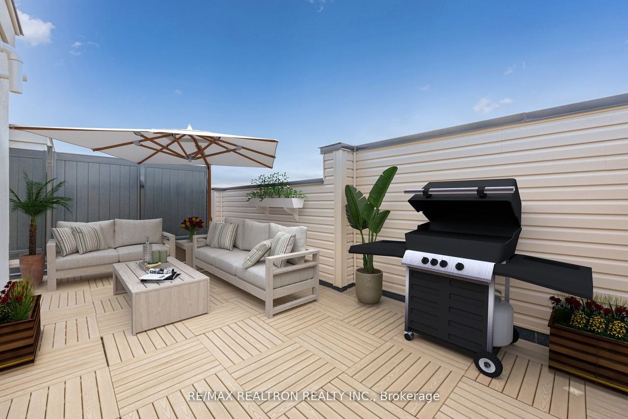 30 Bond Crescent - Photo 3 of 7