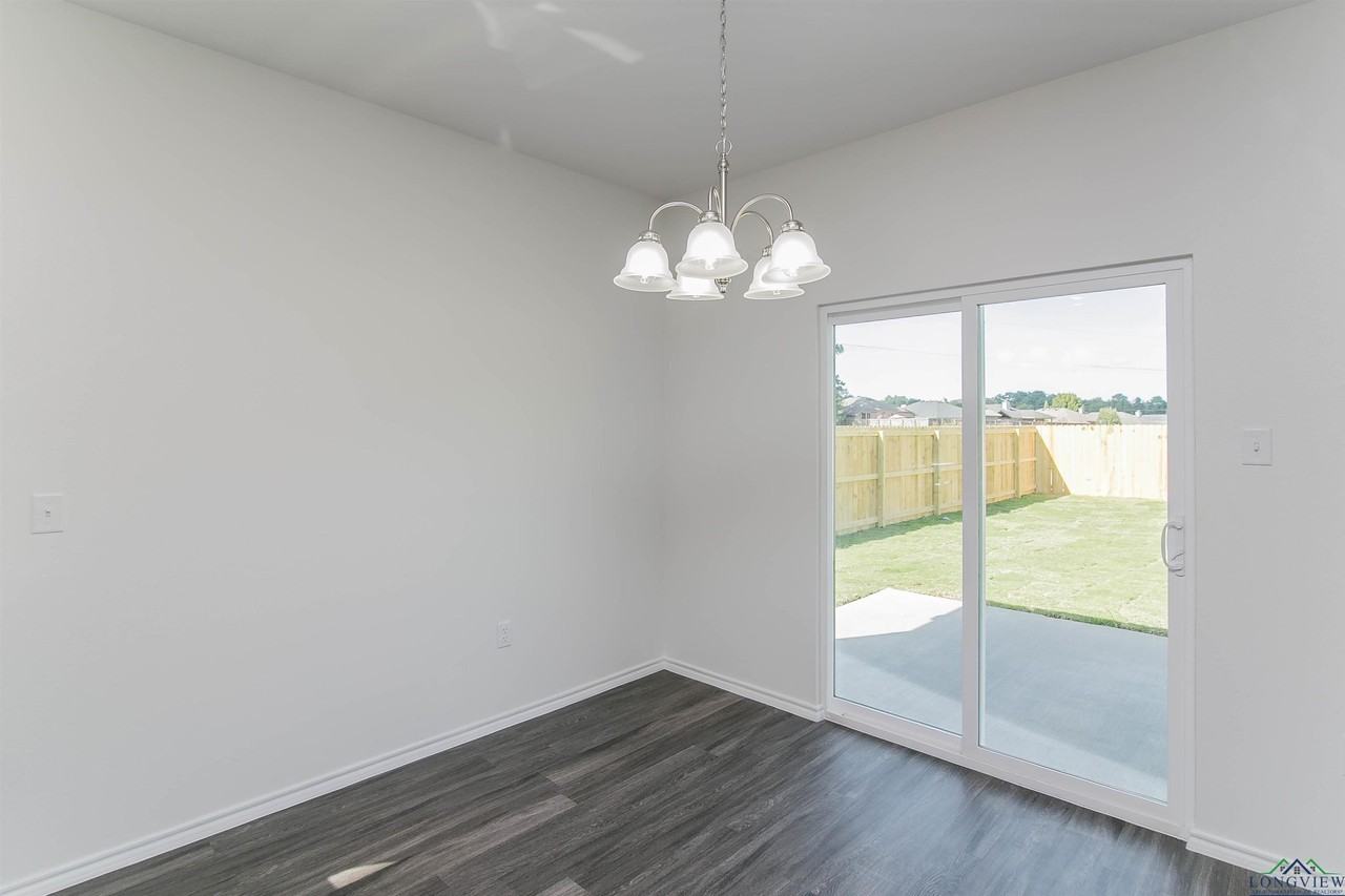 1142 Mission Creek Dr - Photo 5 of 17